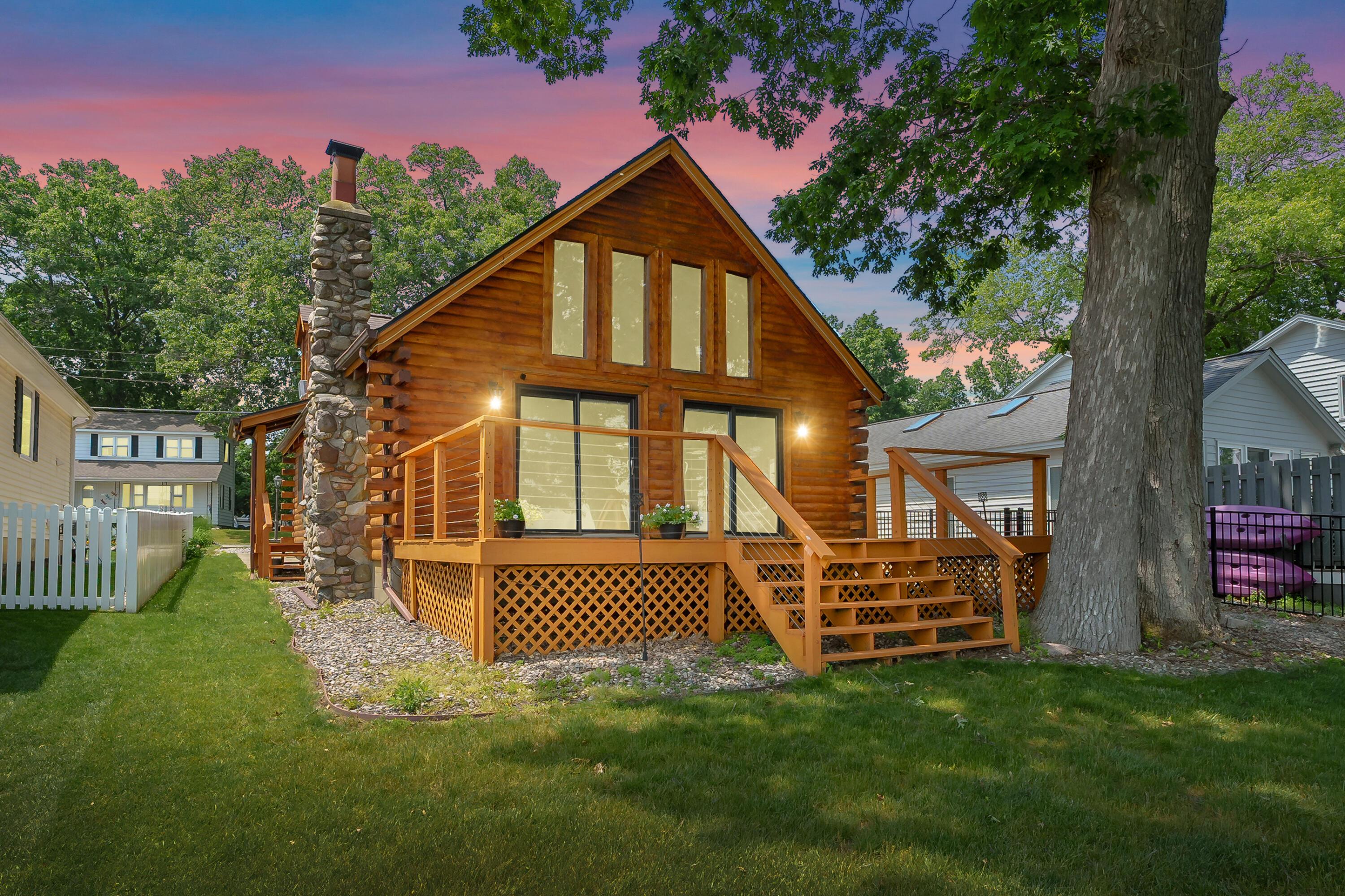Image 2: Woodlawn Dr 9715 Portage 49002-34