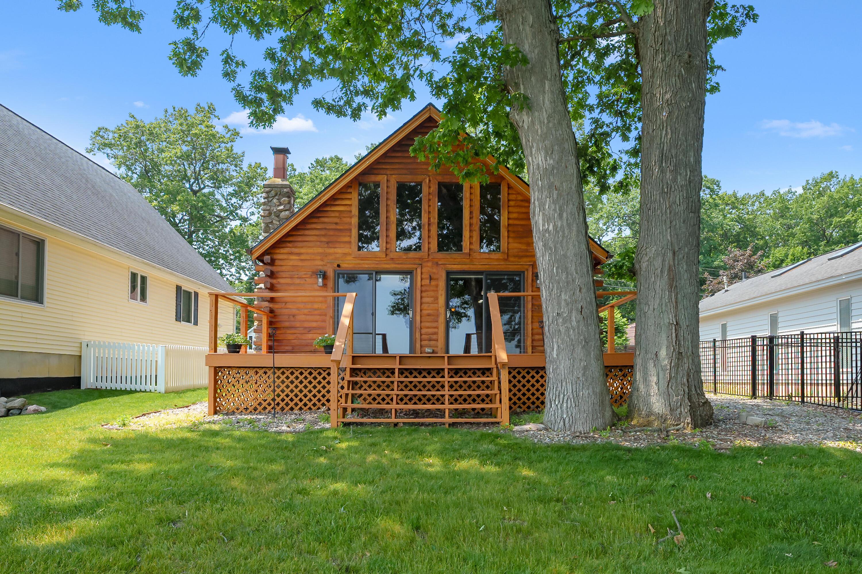 Image 3: Woodlawn Dr 9715 Portage 49002-35