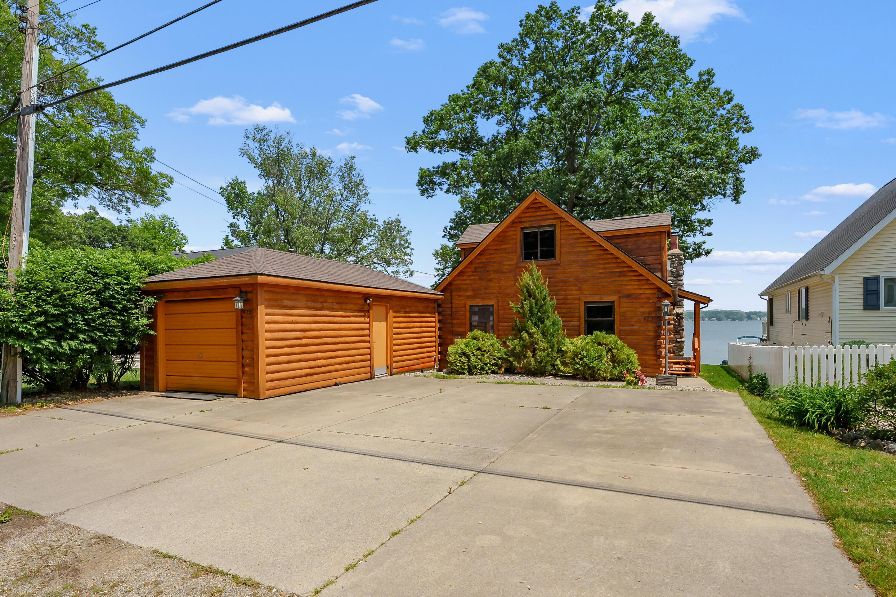 Image 4: Woodlawn Dr 9715 Portage 49002-27