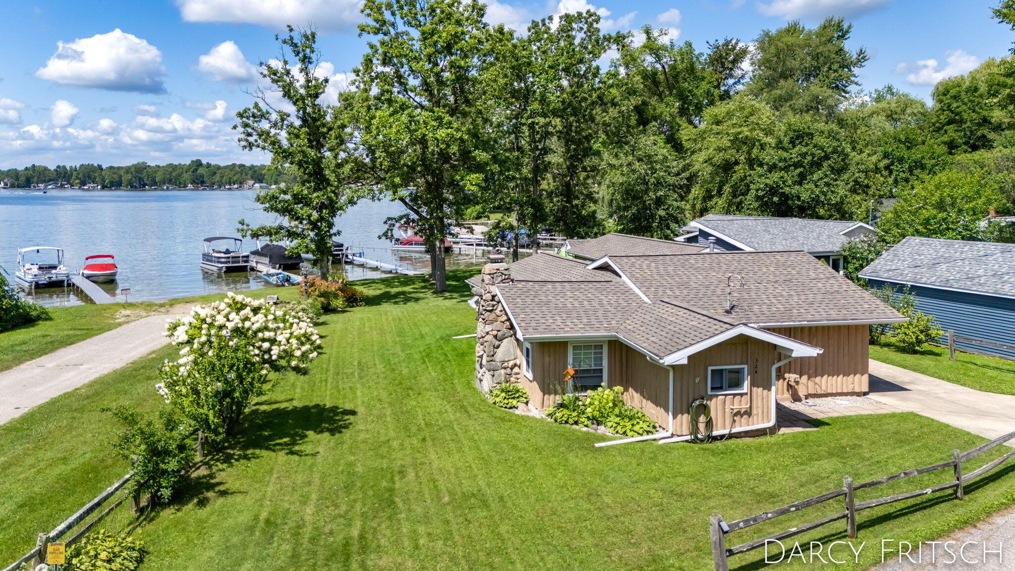 Image 2: 1-web-or-mls-324 Marie Dr-1