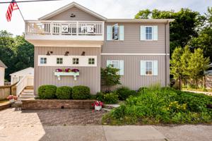 724 Vine Street