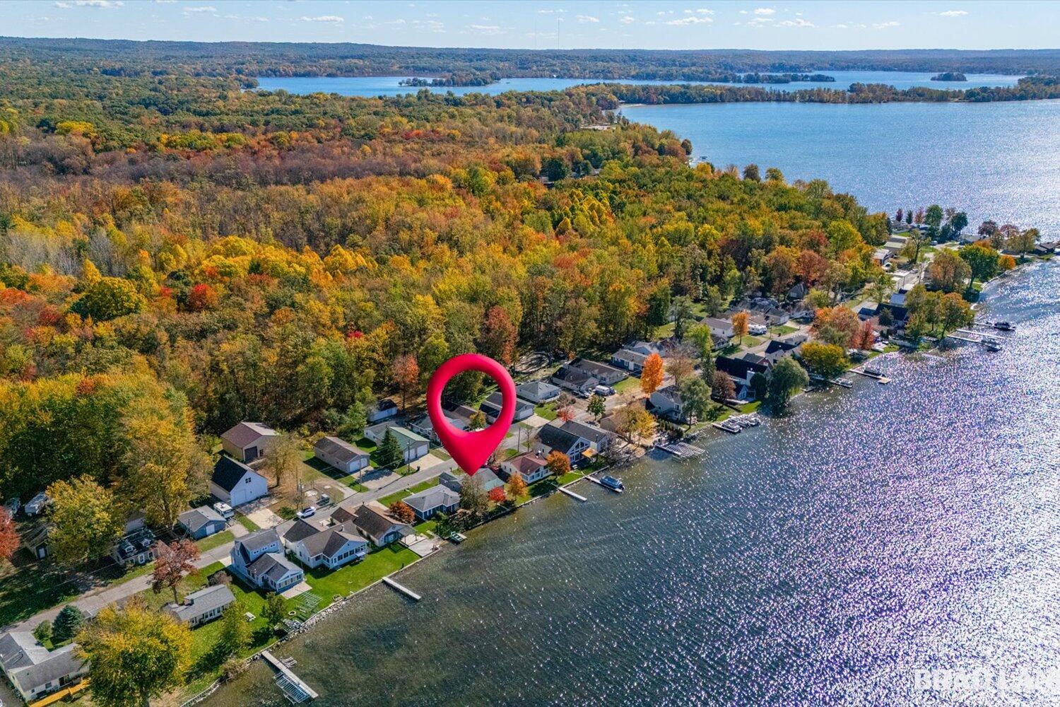 Image 3: Robbins Bay