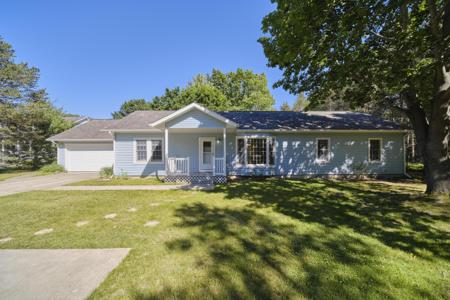2721 Red Apple Road