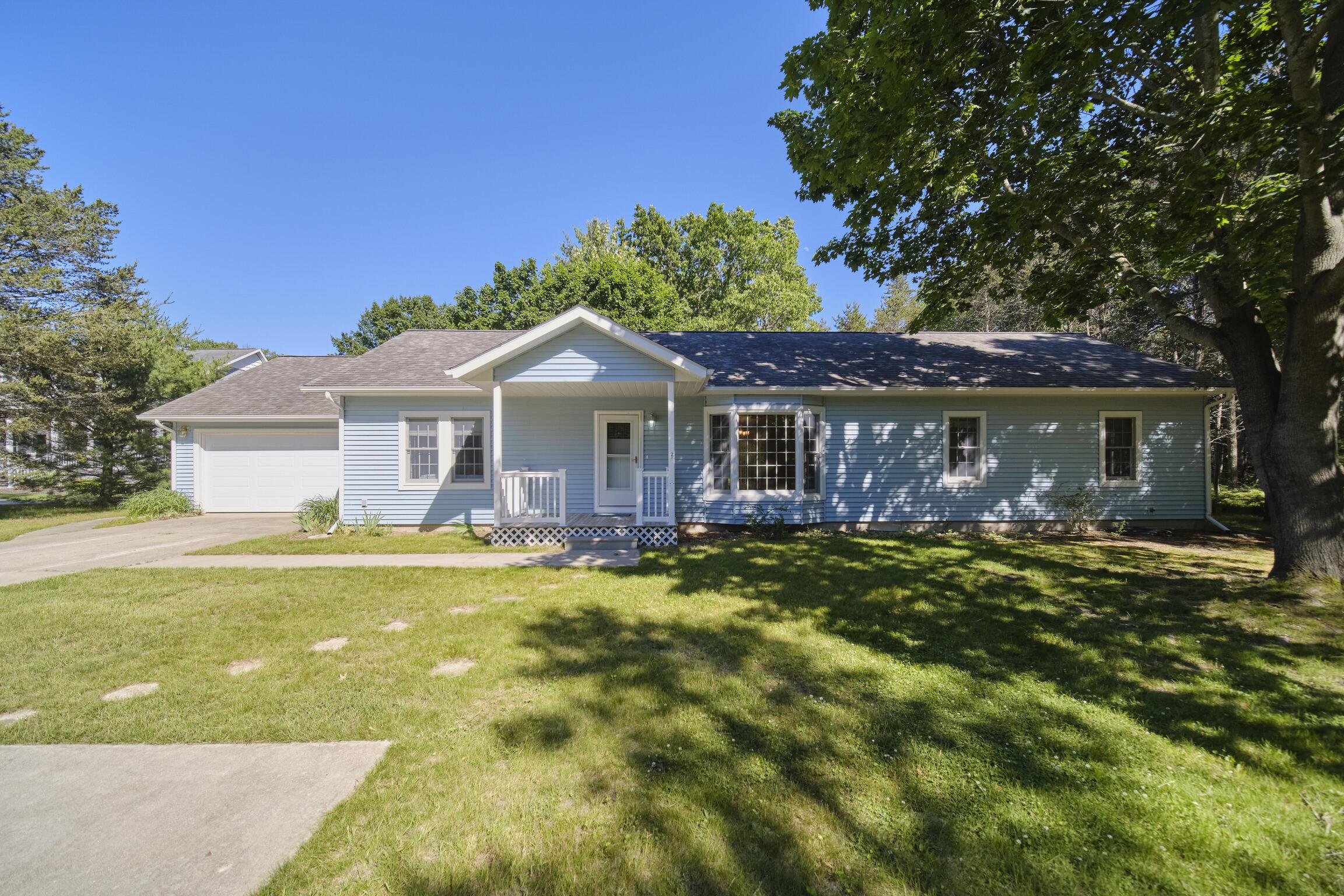 Image 1: Front of Home