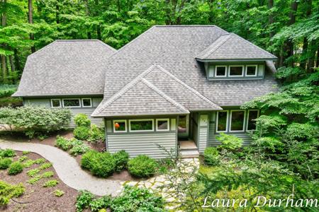 1243 Hemlock Drive