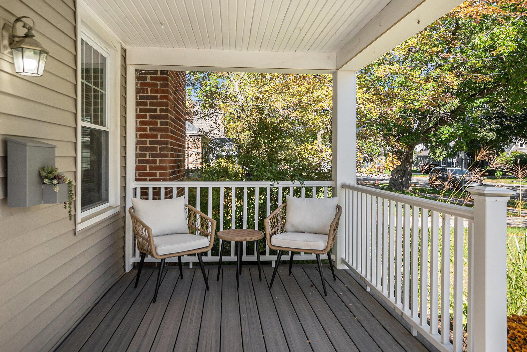 Image 2: 004_dsc00923_931