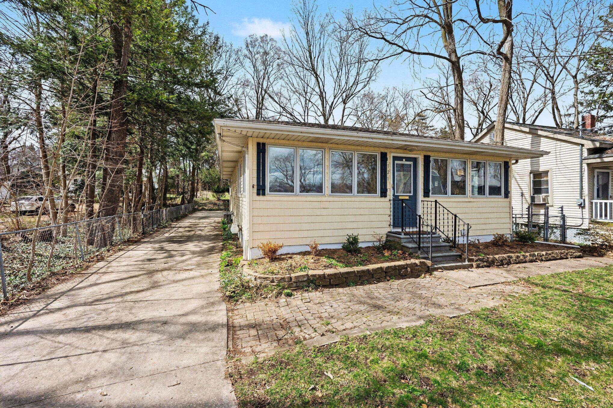 Image 2: 002_file_9869