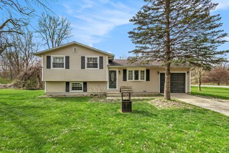 95427 Magician Lake Road