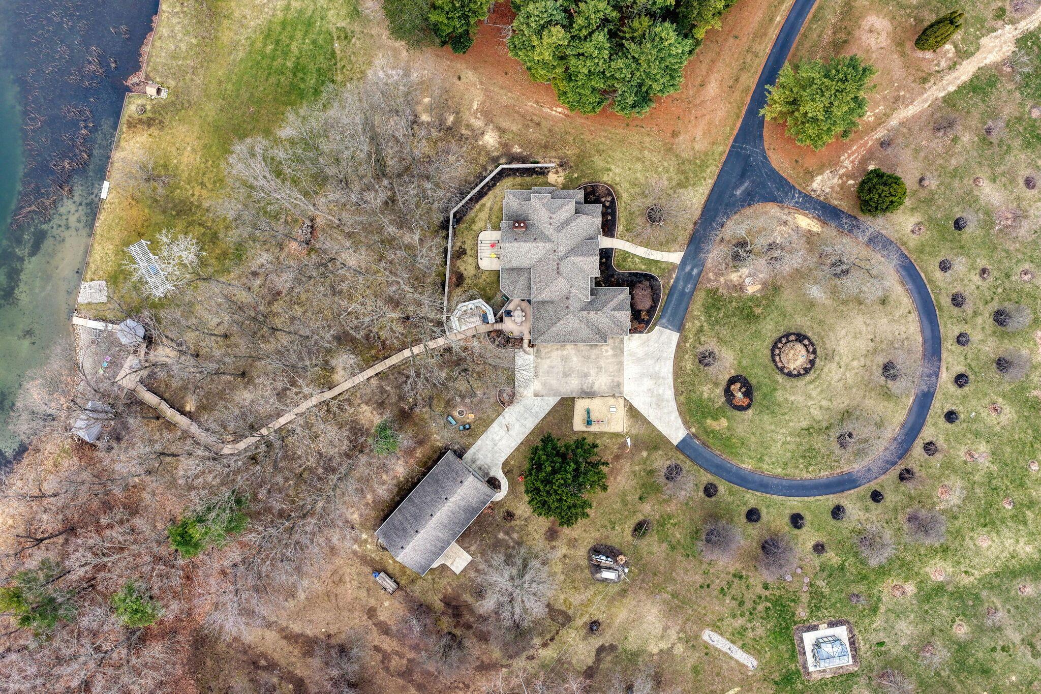 Image 4: 135-web-or-mls-DJI_20260314115604_0146_D