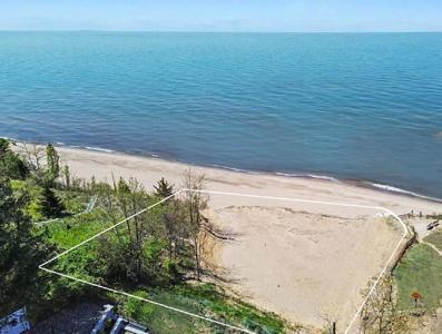 4281 Lake Shore Drive