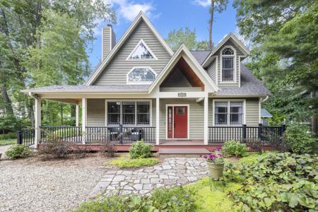 16456 Lakeshore Road