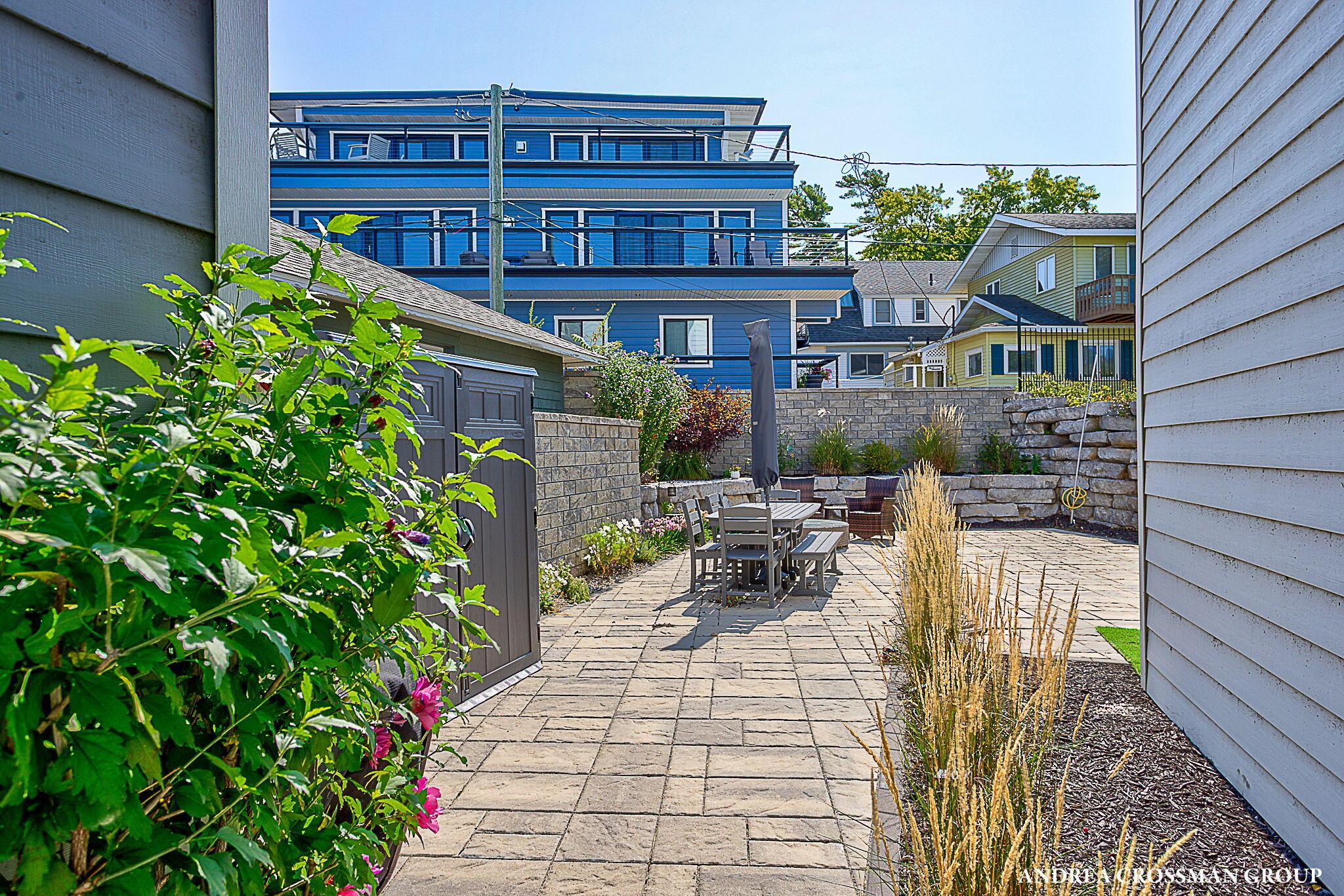 Image 4: 66-web-or-mls-78-esplanade-pl