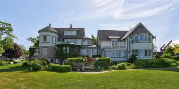 456 Monroe Boulevard