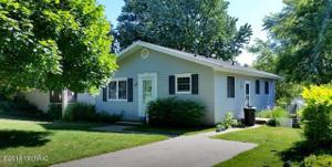 1024 N ROBERT Street