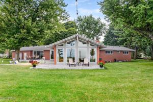 2835 Lake Pine Path