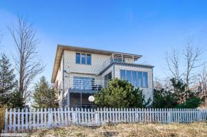 615 Lakeshore Drive