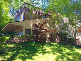 3201 Miami Trail