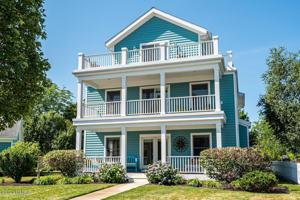 2590 Primrose Path