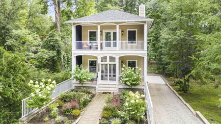 10252 Town Line Avenue