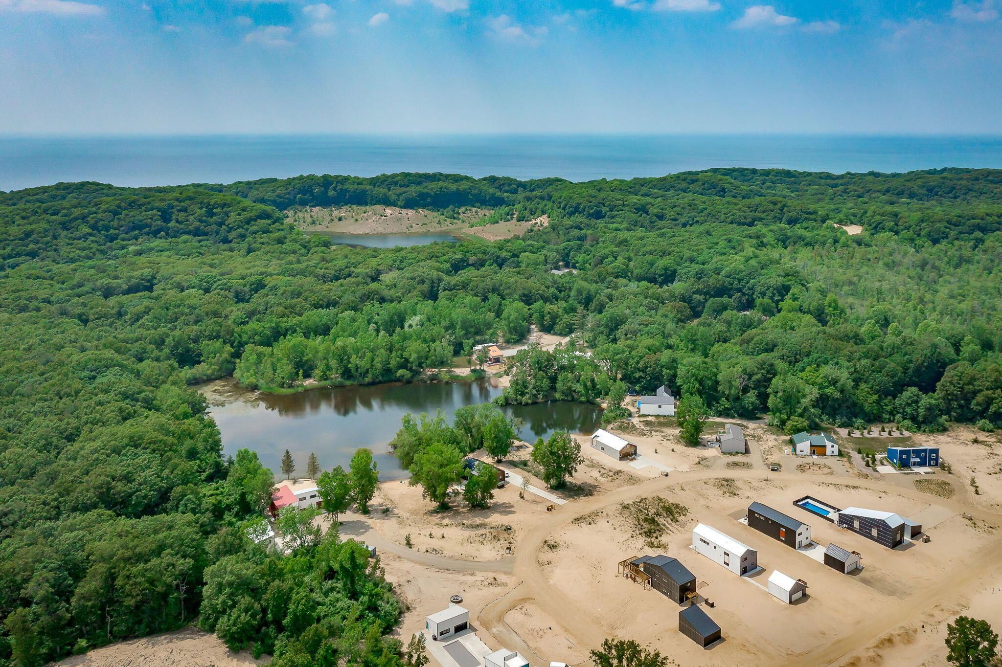 Image 2: 37-web-or-mls-7400-lake-solis-dr