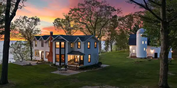 8282 W Harrison Road