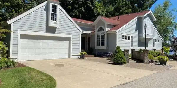 16848 Landing Drive