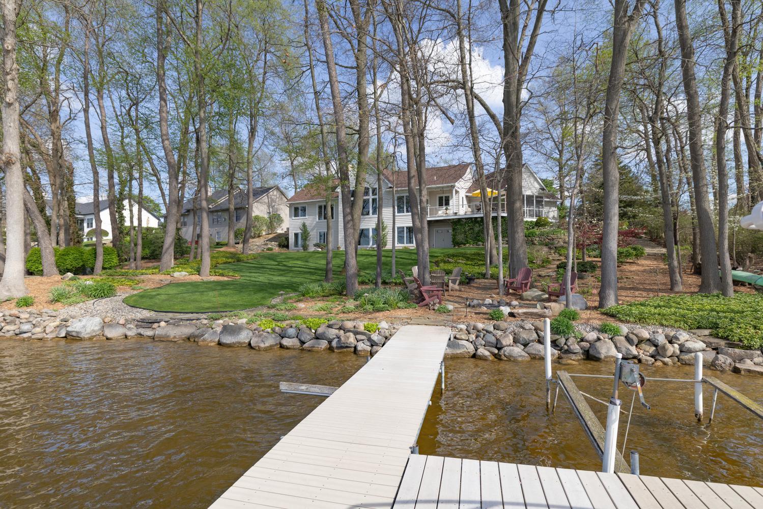 Image 3: Private Dock-004-004-1500x1000
