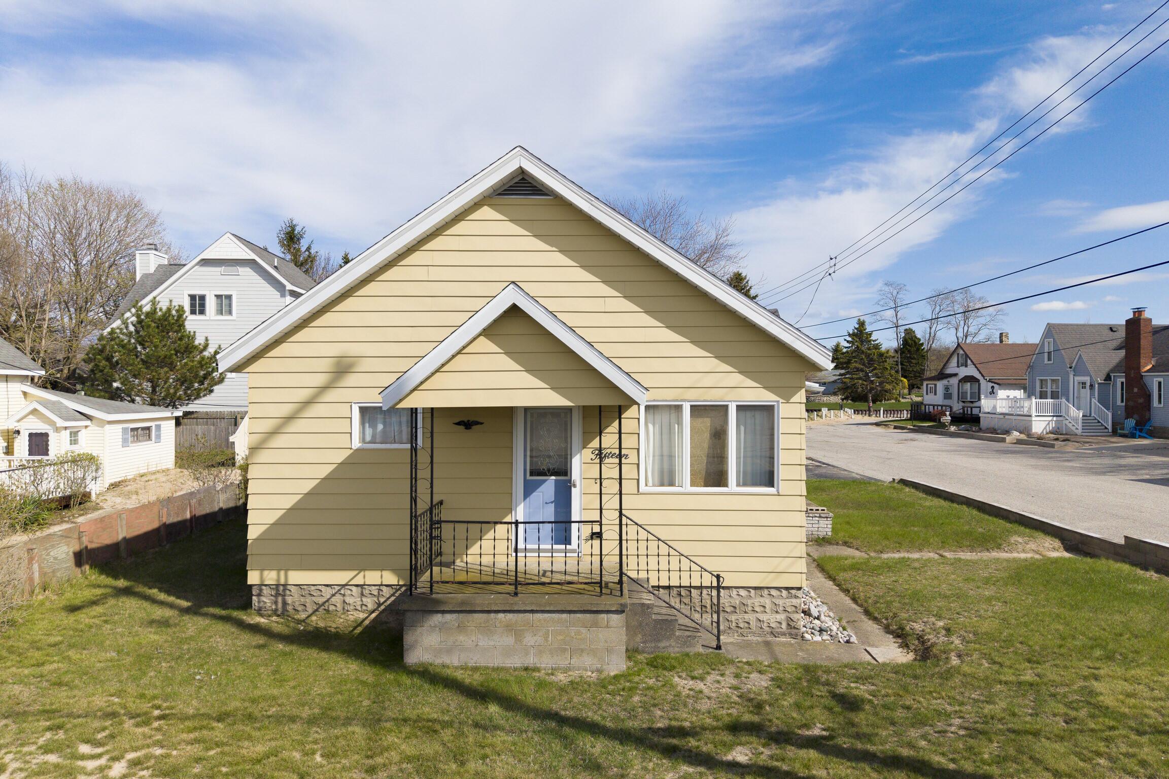 Image 1: Front of Home