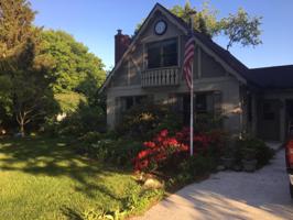 17052 Ventura Drive
