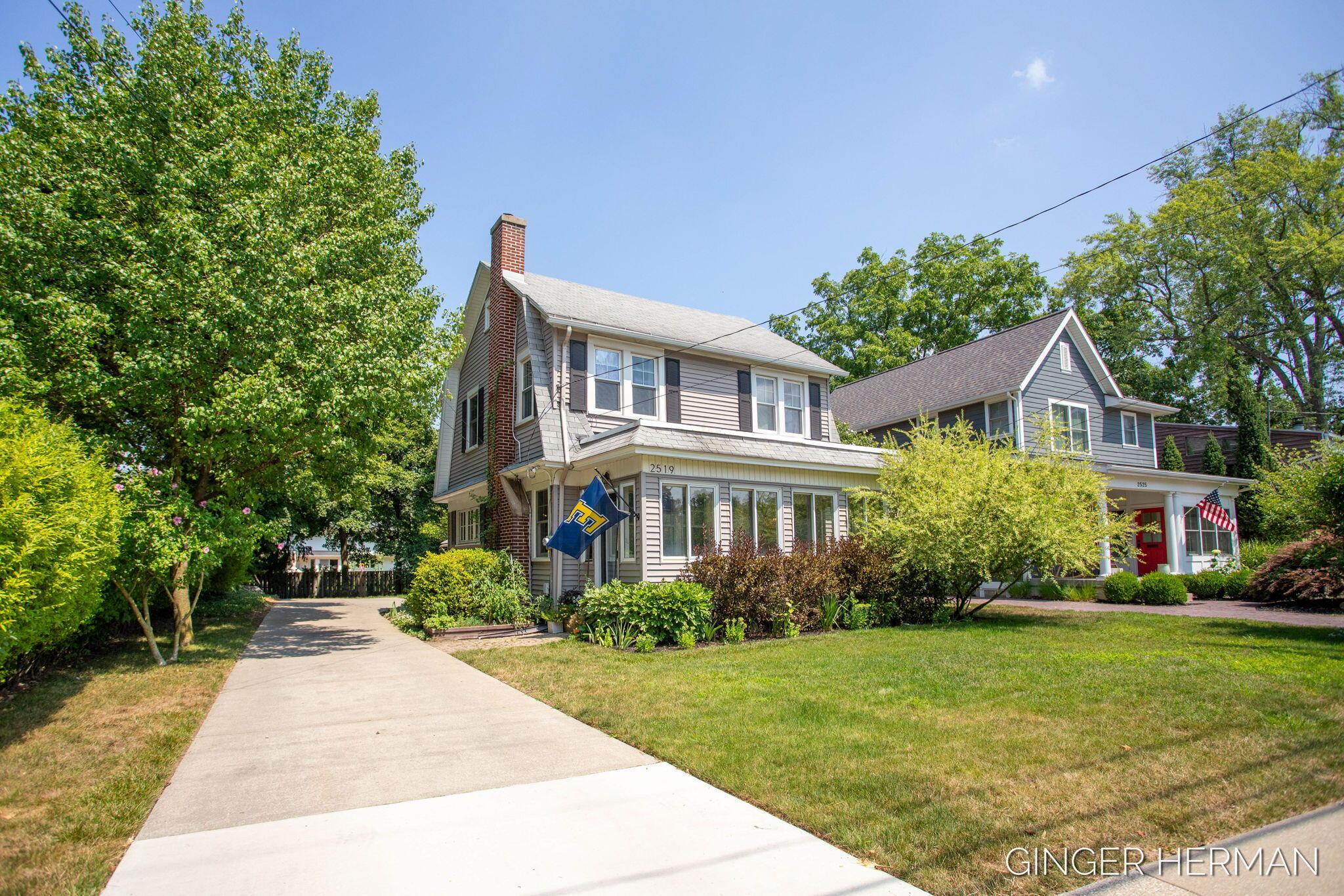 Image 1: 1-web-or-mls-2519-lake-dr-se
