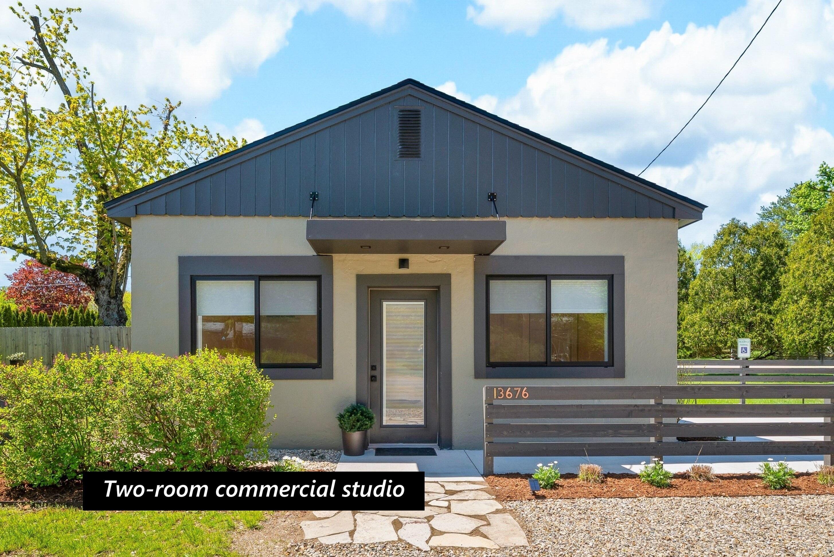 Image 2: Commercial studio
