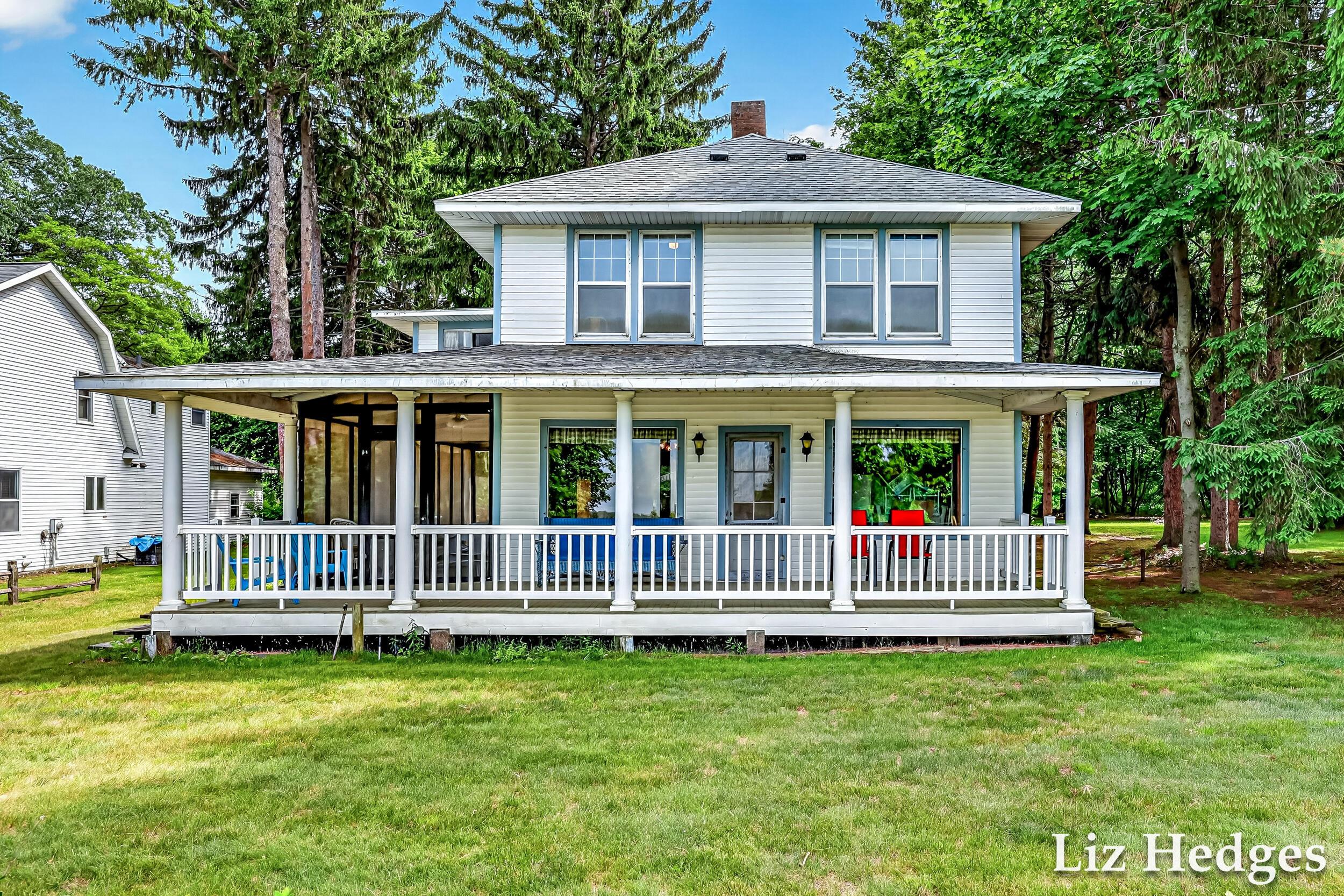 Image 2: 50_6285 s shore dr-49