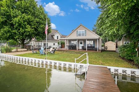 4222 W Joy Road
