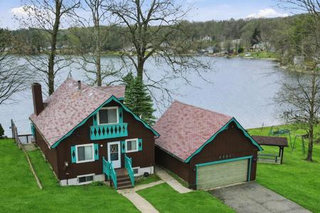 6221 Honeymoon Drive