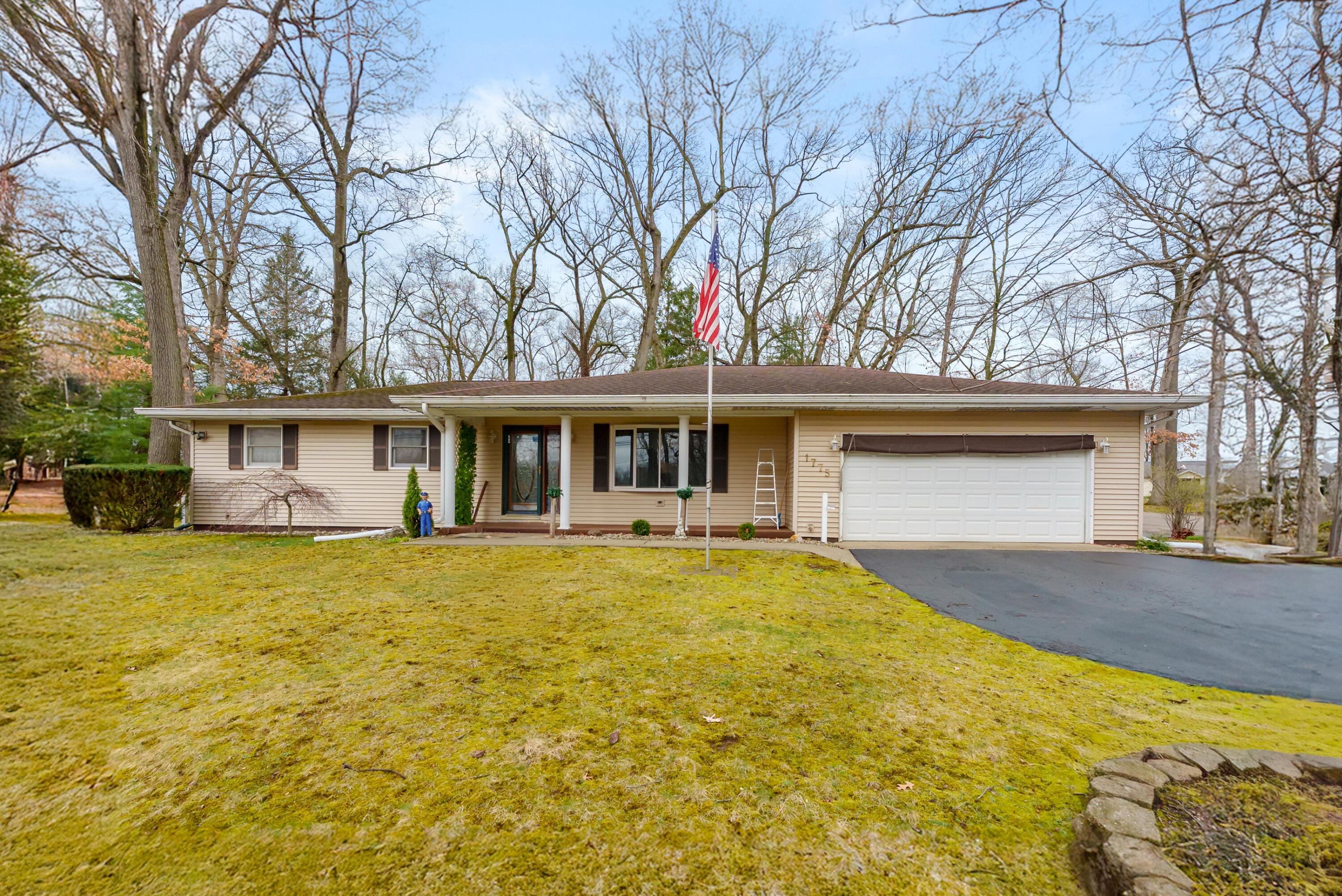 Image 2: Monroe Beach 1775 Battle Creek 49014-1