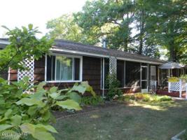 3181 N Lakeshore - House office Drive