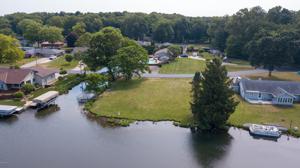 68984 Island Drive