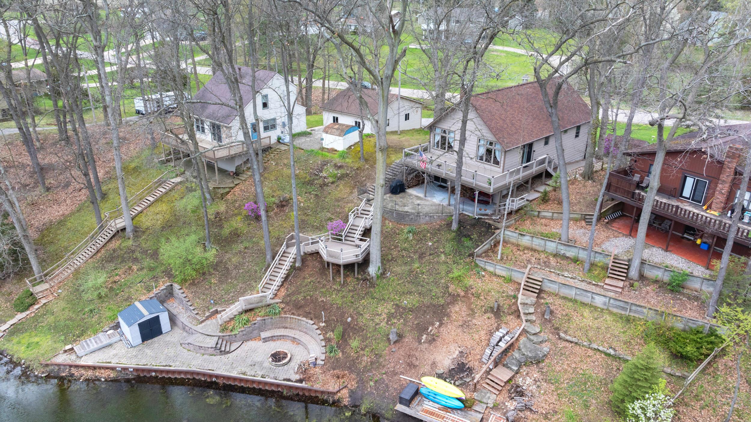 Image 1: 95_10941 woodbrook dr cement city mi 492
