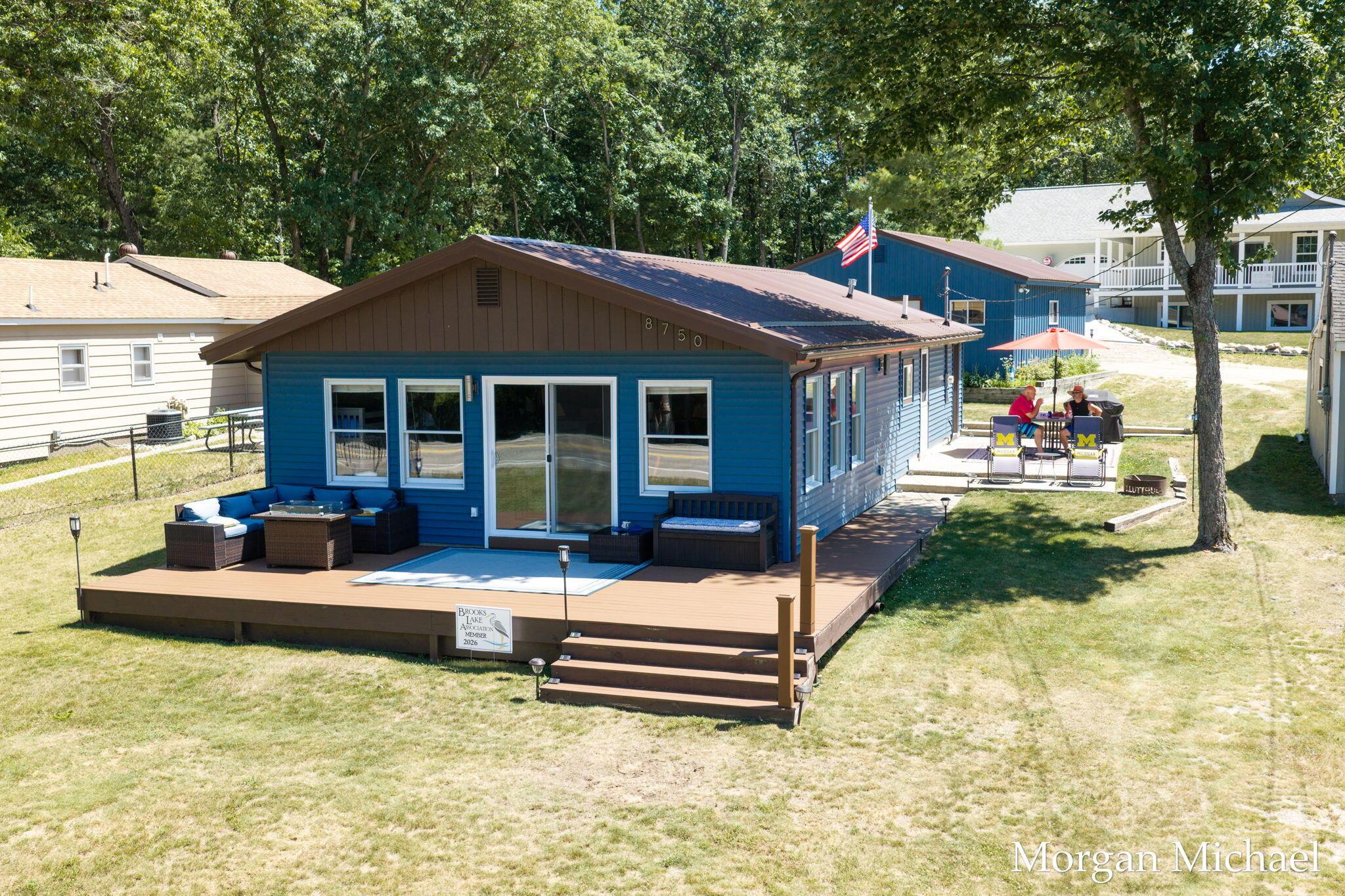 Image 2: 28-web-or-mls-8750 S Spruce Ave-28
