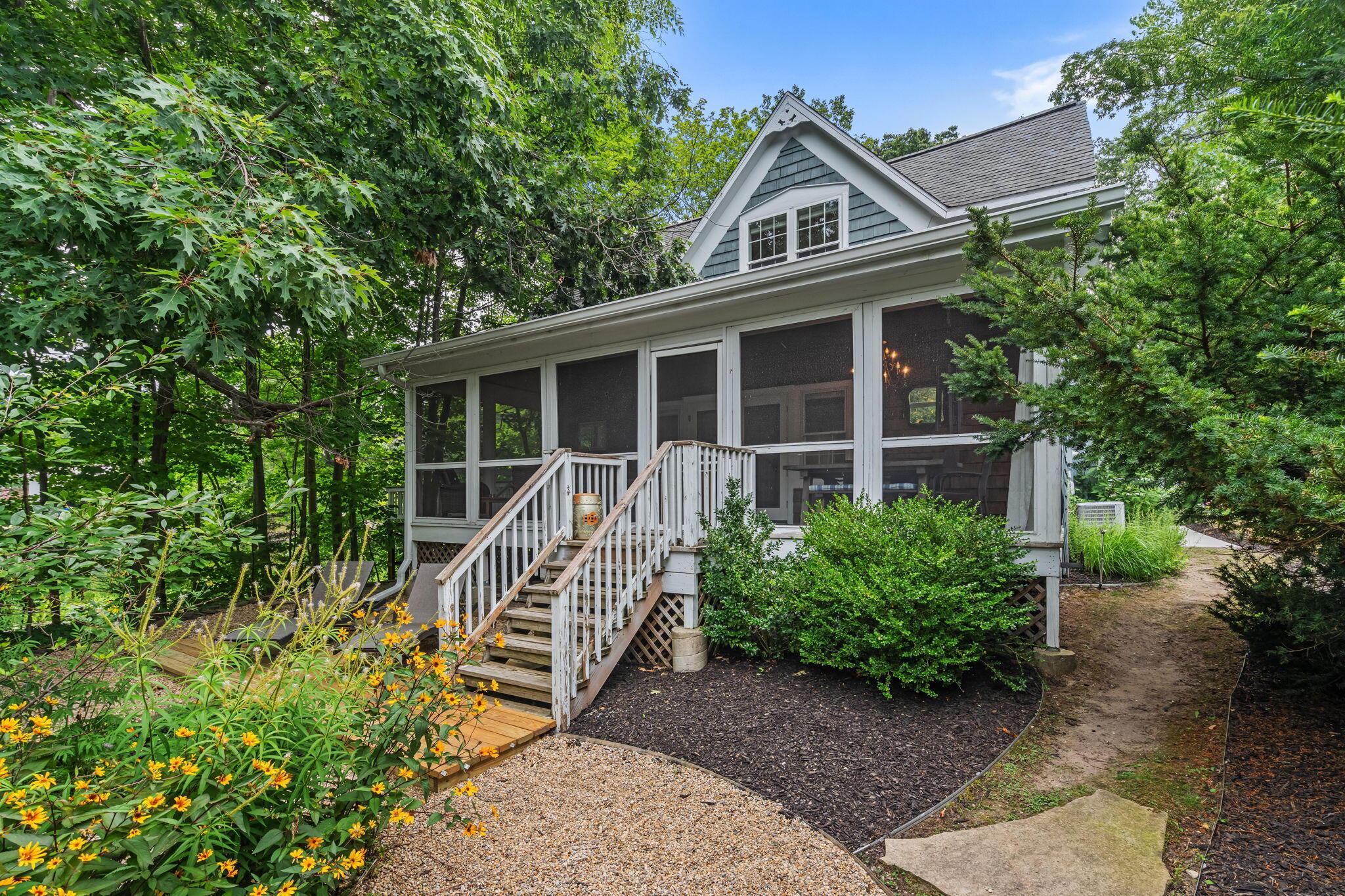 Image 1: 45-web-or-mls-A7402115