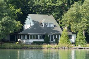 257 Gull Lake Island