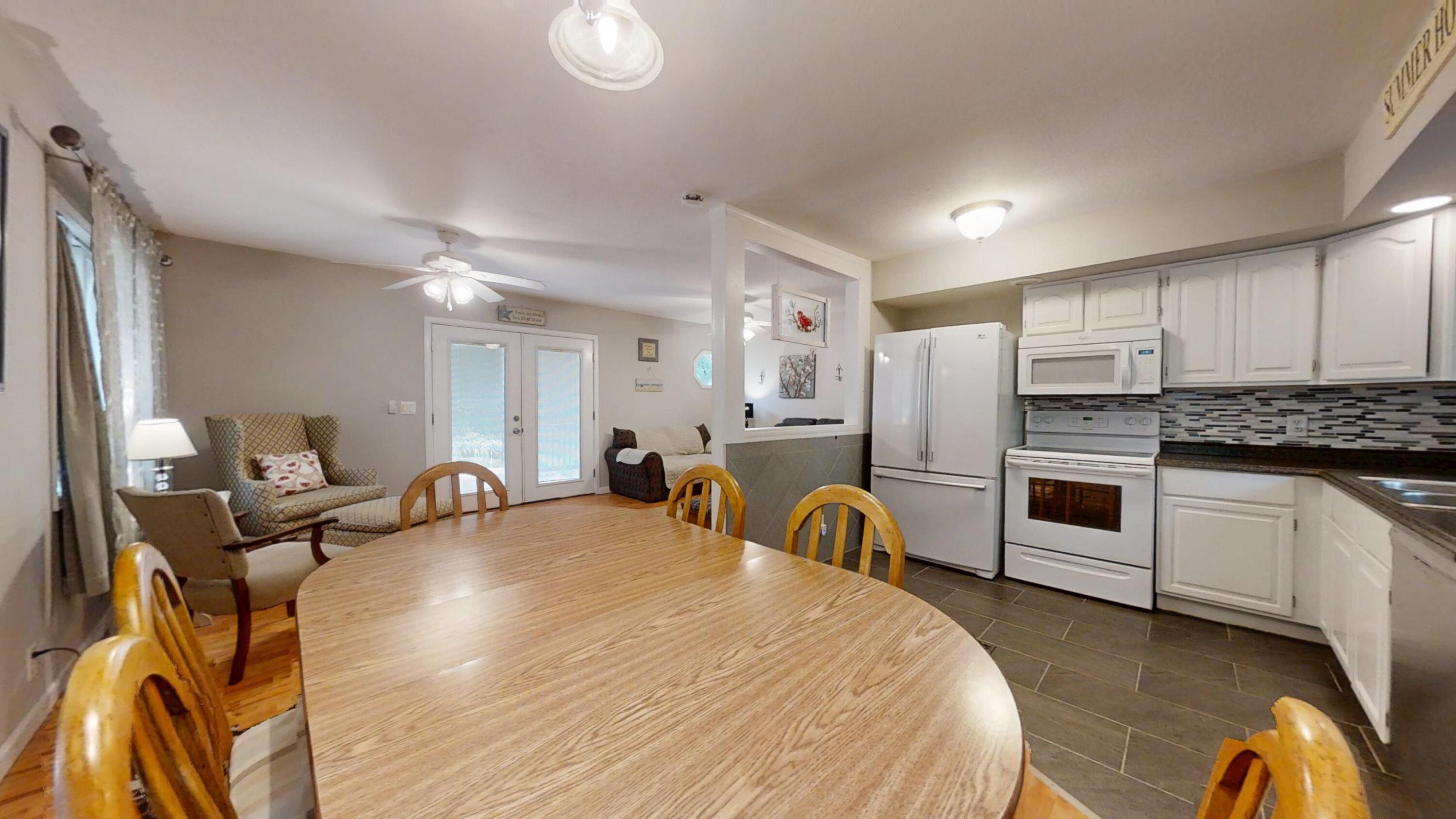 Image 4: 16035-Walnut-St-07112025_223415