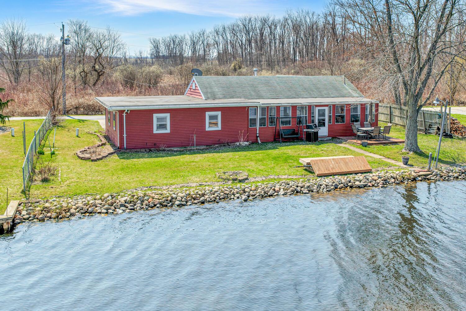 Image 2: 68258 Cassopolis Rd-large-002-017-All Sp