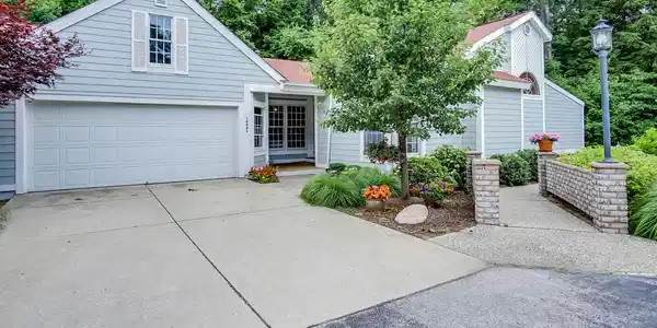 16923 Landing Lane