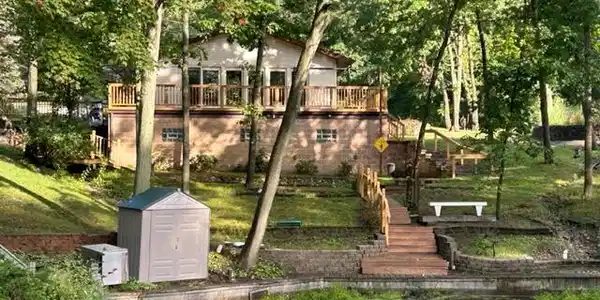 9614 W School Section Lake