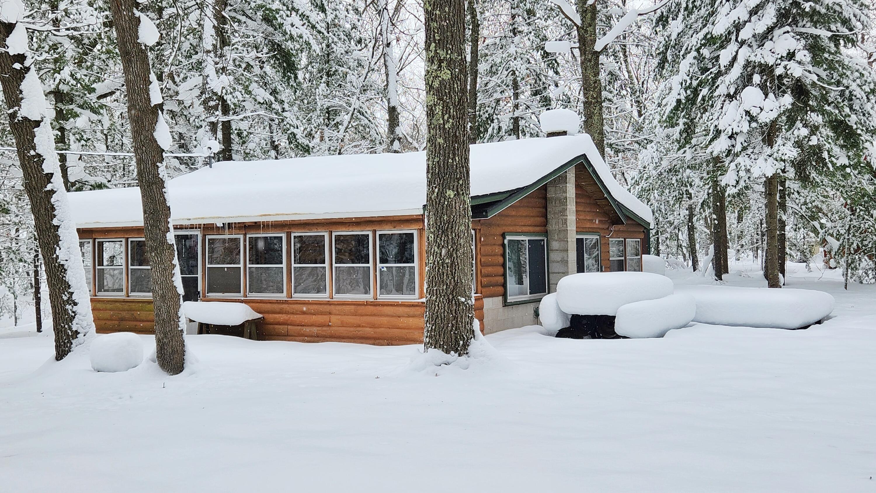 Image 3: 4 seasons of fun!