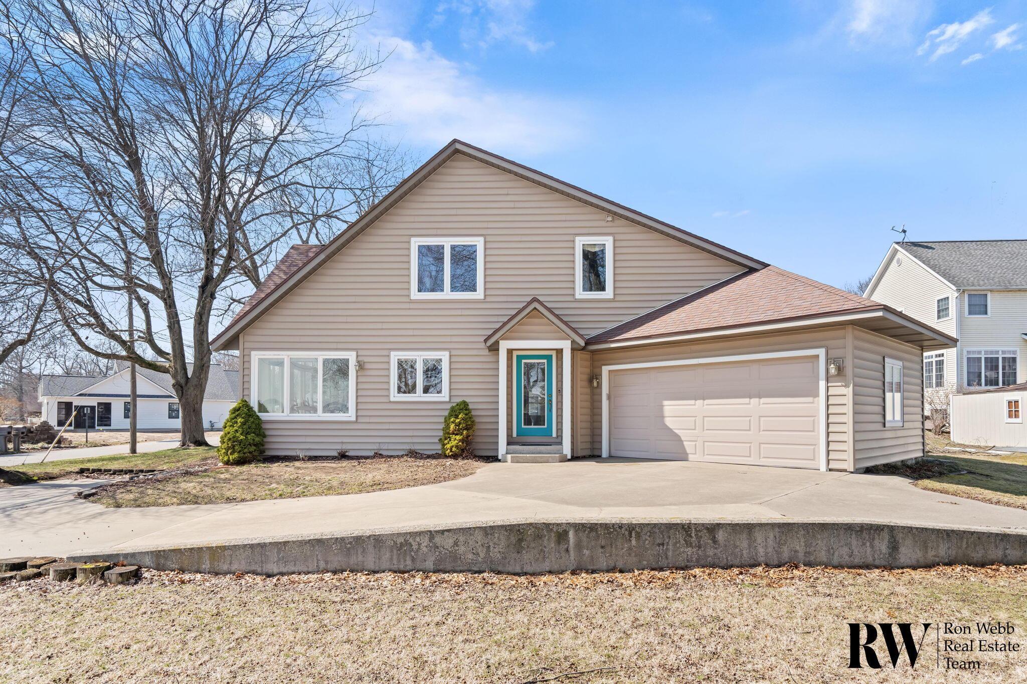 Image 2: 1-web-or-mls-1-print-0006