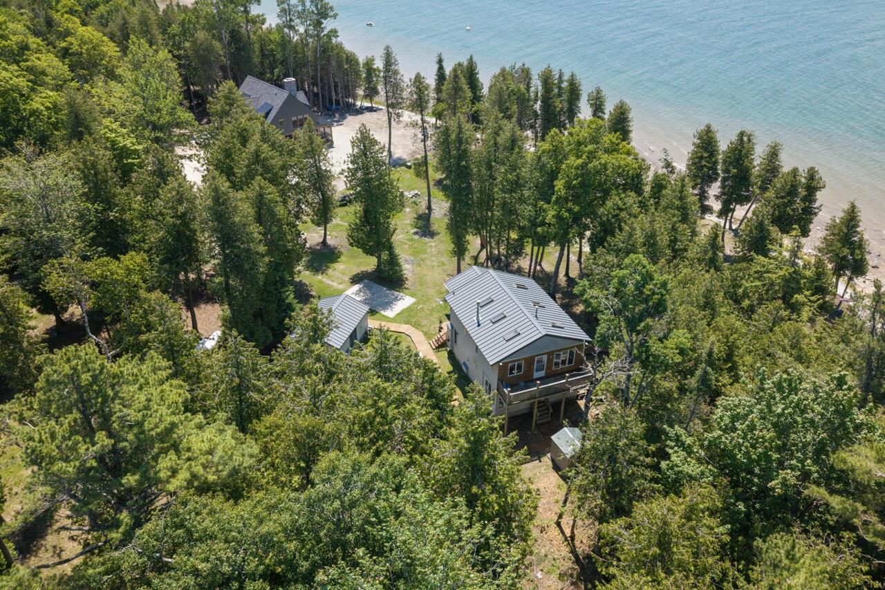 Image 3: 41-Aerial