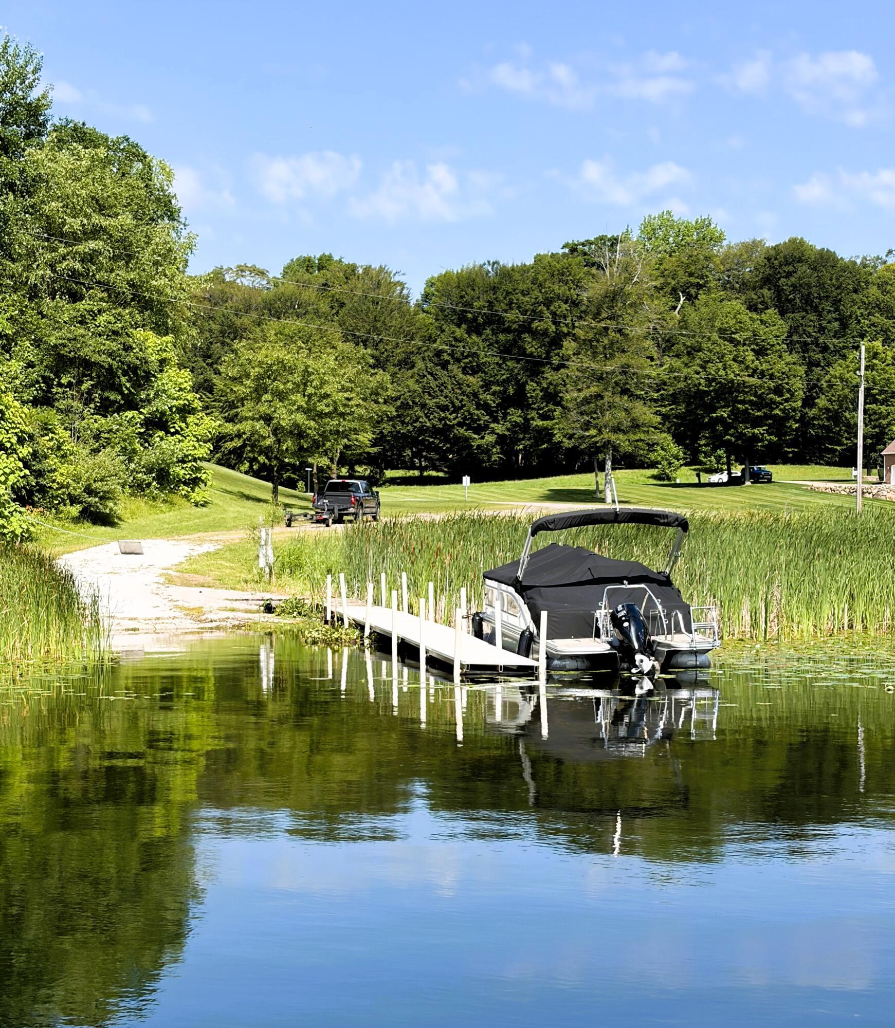 Image 3: boat lake