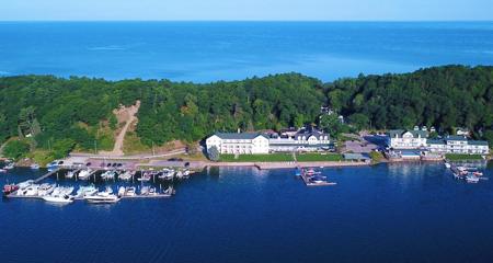 8535 S Portage Point Drive